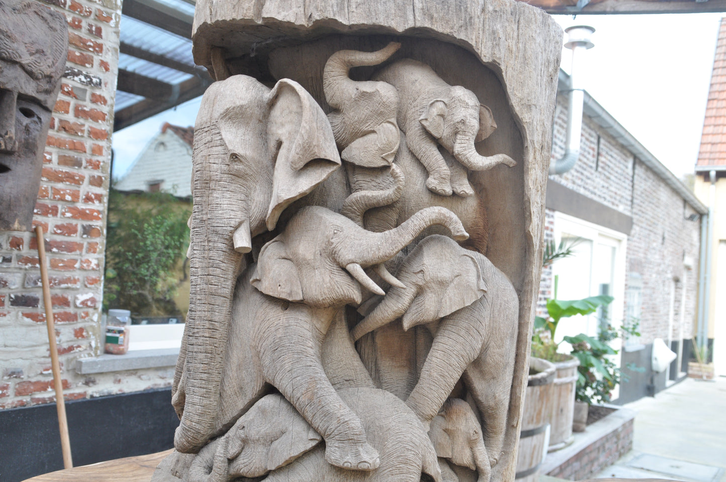Elephants sculpture